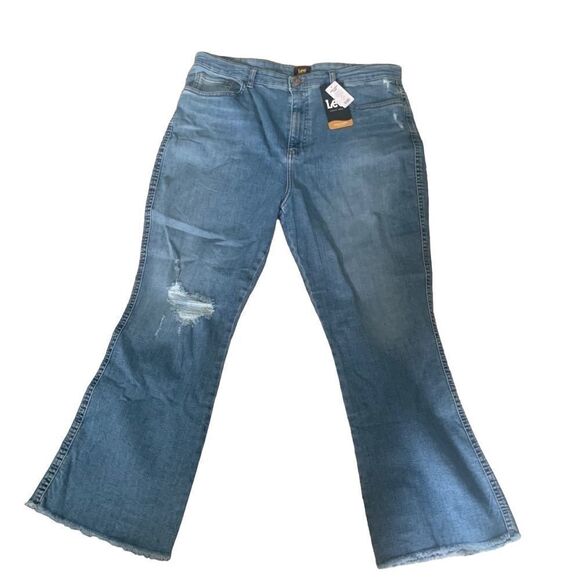 Lee Heritage Light Wash High-Rise Distressed Kick Flare Jeans Size 18M - Picture 2 of 12